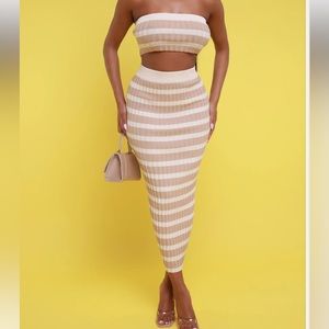 EVNL Wishy Washy Cropped Knit Skirt‎ Set - size Small. Cream/Beige